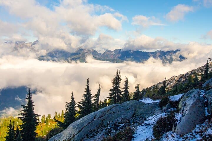 Mount Pilchuck Fire Lookout Hike: Cascade and Puget Sound Views Near Seattle photo 3