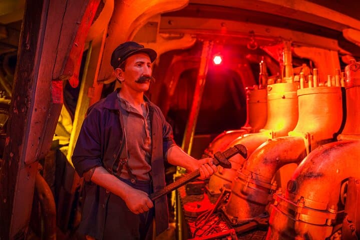 Boarding Fram: Inside Oslo's Polar Ship Museum photo 4