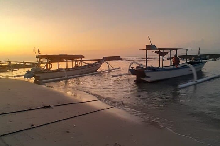 Bali Sunrise Fishing Trip: Morning Charters from Sanur for Beginners and Anglers photo 3