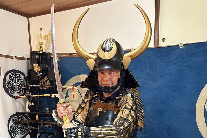 Private Samurai Sword Experience in Meguro — Iaido Training & Kesagiri Practice photo 5