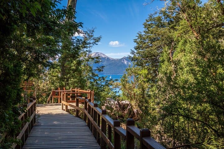 Bariloche 4-Day Mountains and Lakes: Circuito Chico, Arrayanes & Cerro Tronador photo 5