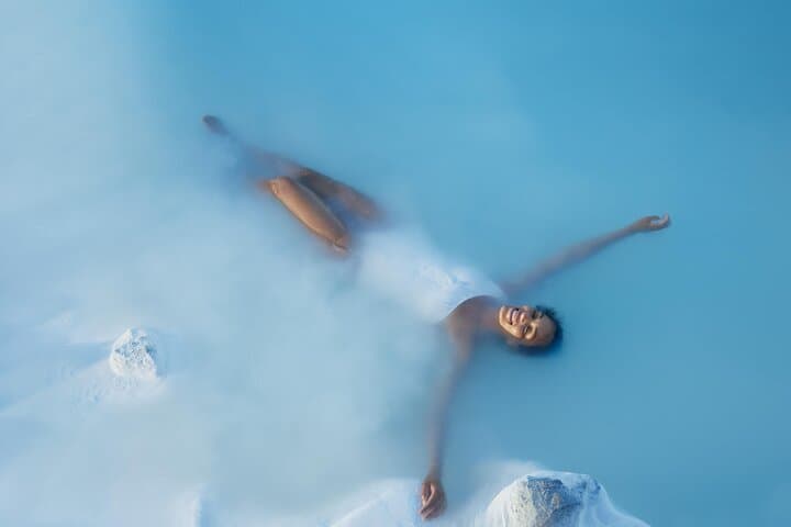 Private Keflavik Airport Transfer with Blue Lagoon Comfort Admission photo 3