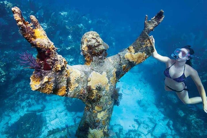 Key Largo Coral Reef Park and Sunset Celebration: Full-Day Tour to John Pennekamp, Robbie's & Gilbert's photo 4