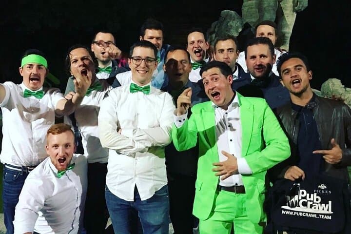 Cologne Night Pub Crawl: Shots, Kölsch & Club Entry in the Altstadt photo 4