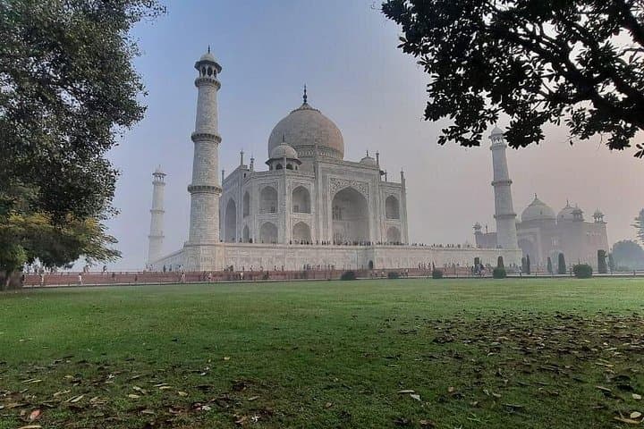 Private Taj Mahal Day Tour from Delhi — Sunrise Taj & Agra Highlights photo 1