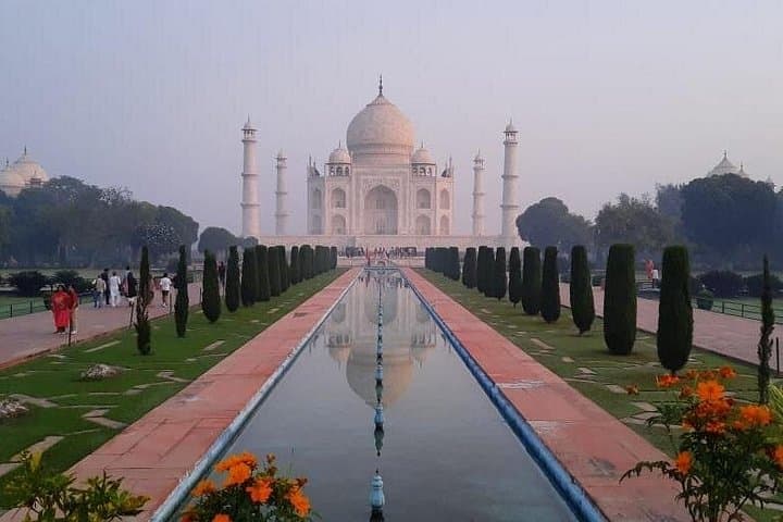 Private Taj Mahal Day Tour from Delhi — Sunrise Taj & Agra Highlights photo 4