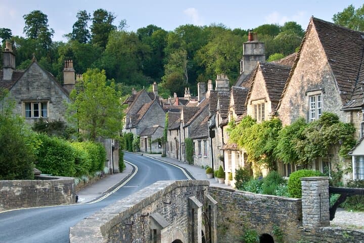Private Cotswolds Hidden-Gems Tour: Exclusive Full-Day Drive from Oxford photo 3