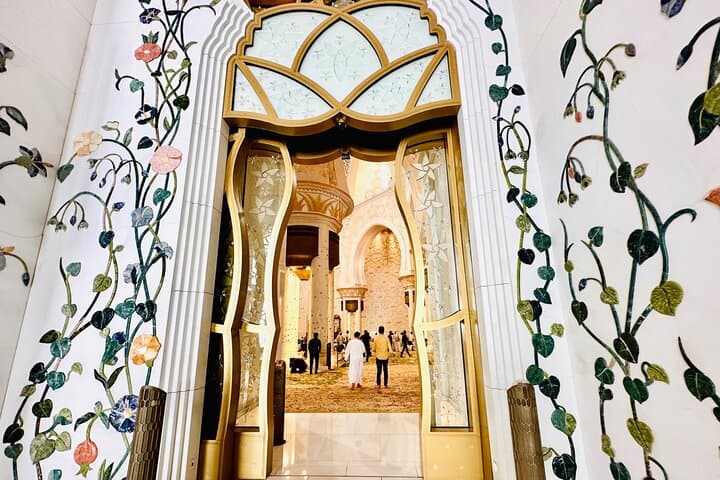 Abu Dhabi Day Trip from Dubai: Sheikh Zayed, Emirates Palace & Qasr Al Watan photo 2