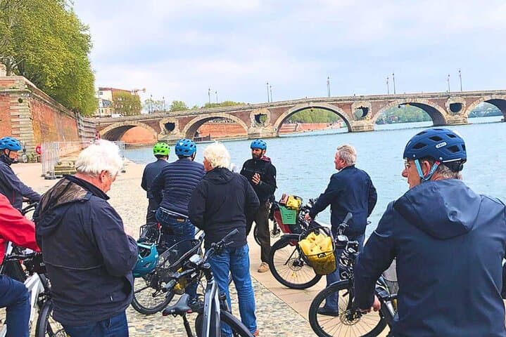 Panoramic Toulouse E-Bike Tour with Téléo Cable Car — Garonne to Canal du Midi photo 6