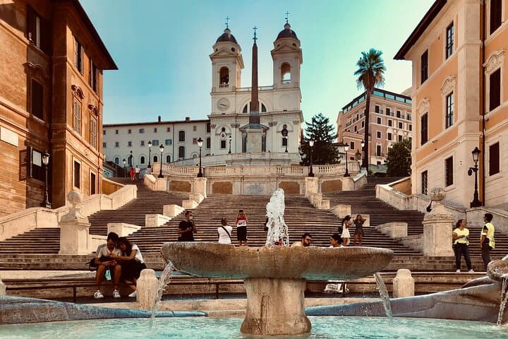 Luxury Rome Walking Tour: Spanish Steps, Trevi Fountain, Pantheon & Gelato Stop