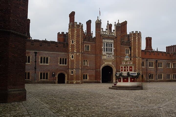 Hampton Court Palace Day Trip from Southampton Cruise Terminal
