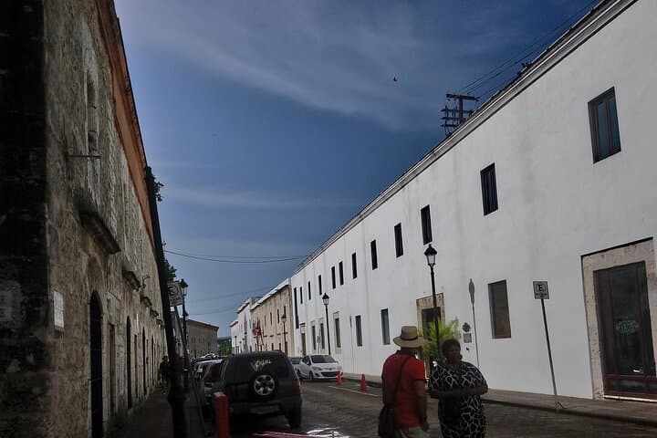 Santo Domingo Colonial City Walking Tour: History, Architecture & Stories photo 5