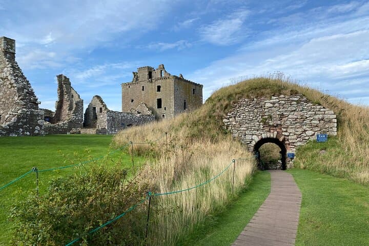 Dunnottar Castle and Royal Lochnagar Distillery Day Tour from Aberdeen photo 2