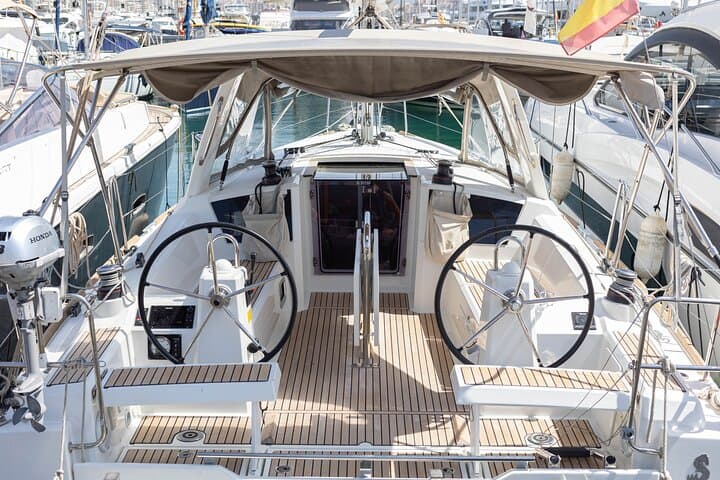 Private Sailing in the Bay of Palma: Cove Hopping, Snorkeling & SUP on a Modern Yacht