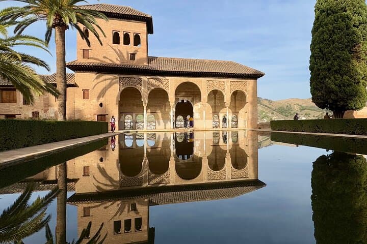 Madrid to Granada: Private 2-Day Alhambra Tour with Generalife and Albaicín photo 1