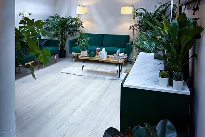 Midtown Couples Massage: Private Side-by-Side Spa Experience in NYC photo 2