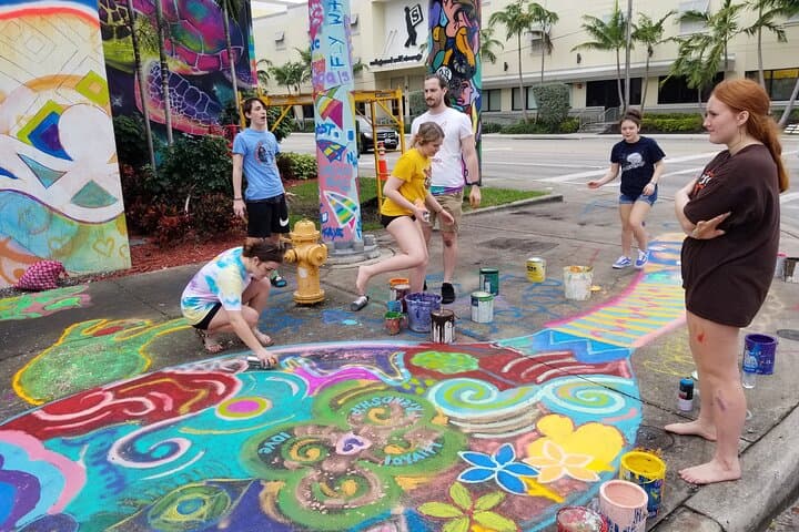 Paint a Wynwood Mural: Hands-On Street Art Workshop in Miami photo 3