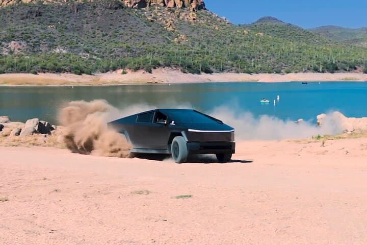 Tesla Cybertruck and JetSurf Combo — Sonoran Desert High-Speed Adventure photo 4