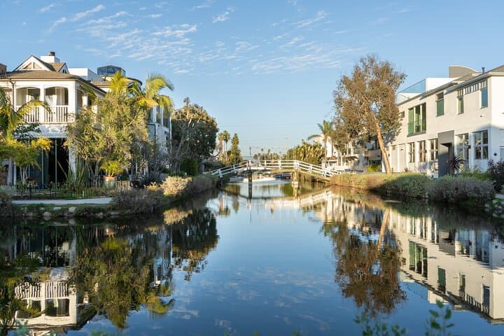 Los Angeles Best-Kept Secrets: Self-Guided Walking Tour from Hollywood to the Shore photo 4
