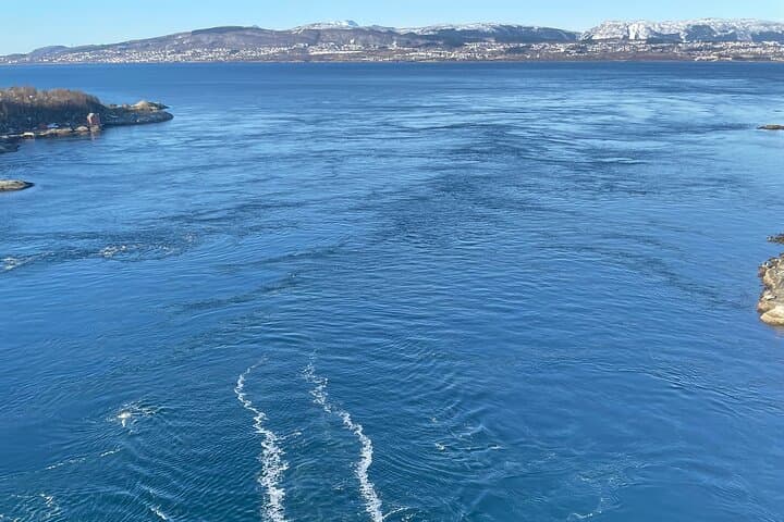 Saltstraumen: Touring the World's Strongest Tidal Whirlpools photo 2