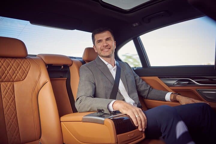 Private Chauffeur Service Dubai & Abu Dhabi: Luxury Transfers & Hourly Rentals photo 5