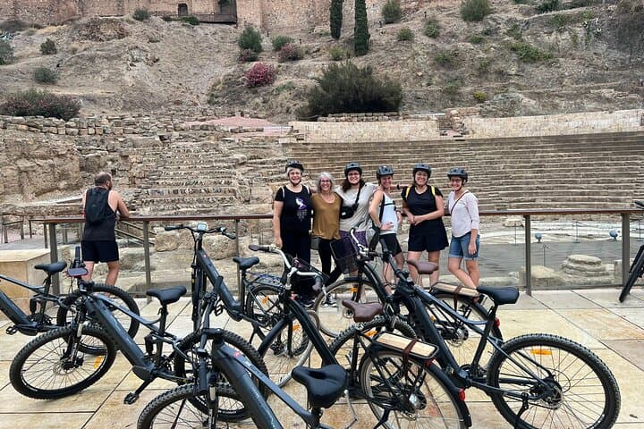 E‑Bike Málaga: 2‑Hour Guided City Ride with Optional Full‑Day Rental