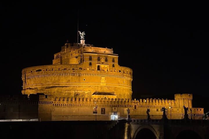 Rome After Dark: Dark Legends and Ghost Stories Night Walking Tour photo 4