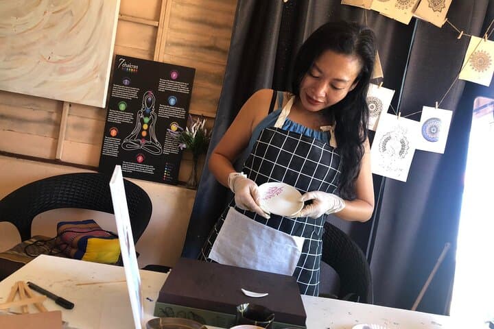 Modern Kintsugi Workshop in Phuket: Repair Decorative Plates with Resin & Gold photo 5