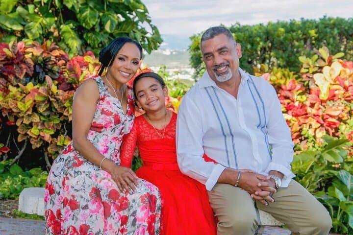 Ponce Private Couples Photoshoot: Love Story Tour & Sunset Session photo 5