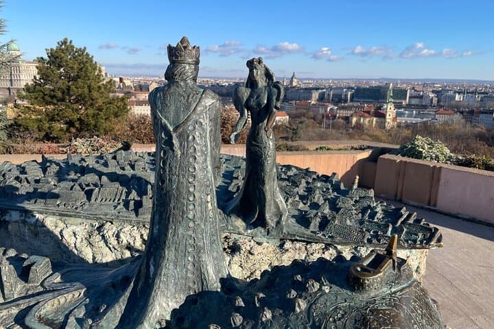 Budapest E-Bike Tour: Gellért Hill and Castle District Highlights photo 2