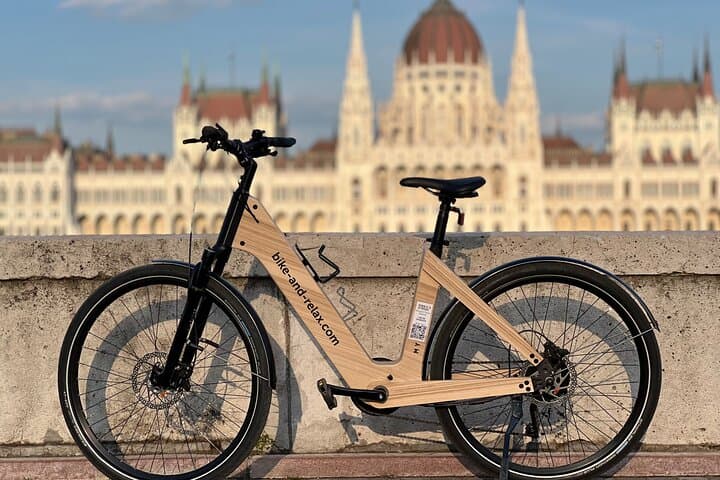 Budapest E-Bike Tour: Gellért Hill and Castle District Highlights photo 5