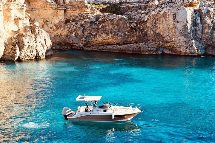 Private Speed Boat Charter to Comino & the Blue Lagoon — Malta Cruise Experience photo 2