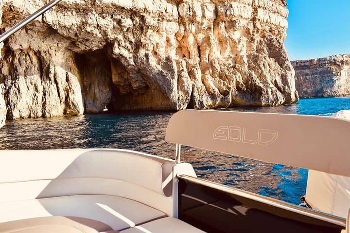 Private Speed Boat Charter to Comino & the Blue Lagoon — Malta Cruise Experience photo 6