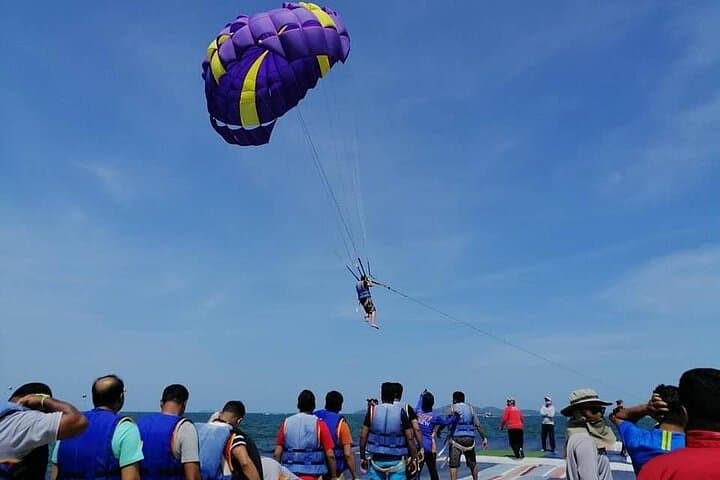 Private Coral Island Tour from Pattaya with Thai Lunch photo 2