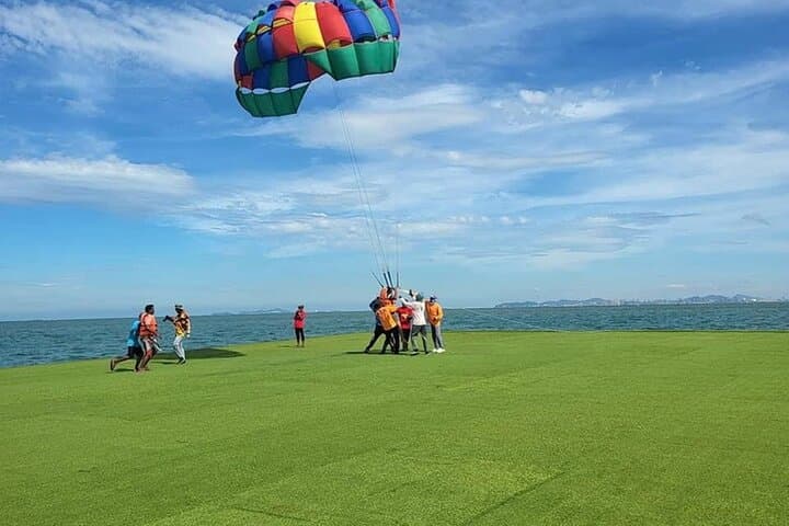 Private Coral Island Tour from Pattaya with Thai Lunch photo 5