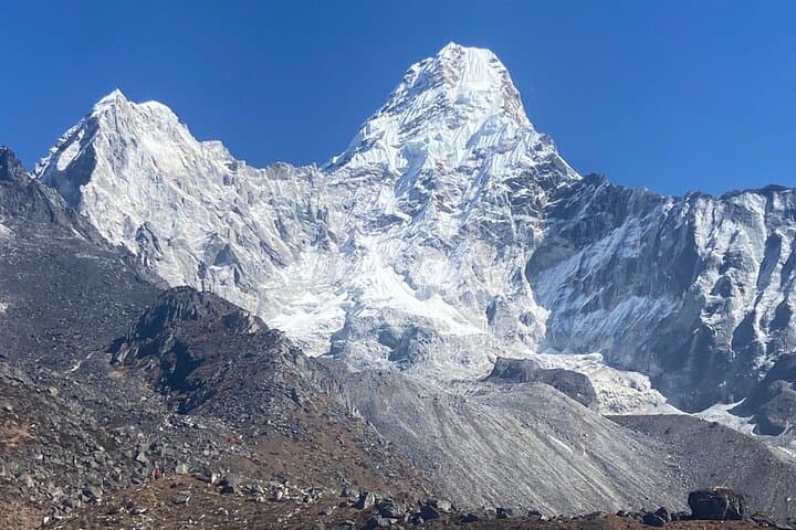 Luxury Ama Dablam Base Camp Trek — Luxury Lodges, Sherpa Culture & Himalayan Views photo 6