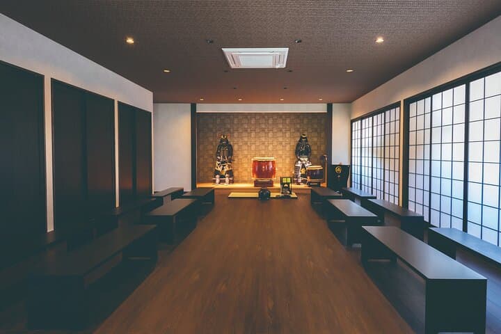 Fukuoka Food-Sample Crafting, Samurai Soba & Mirror Sea Day Tour photo 3