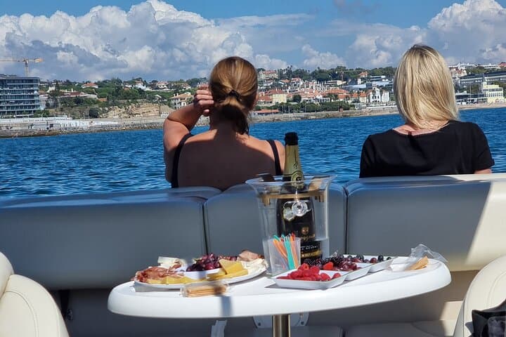 Sunset Private Boat Tour on the Tagus River — Lisbon Luxury Cruise photo 5
