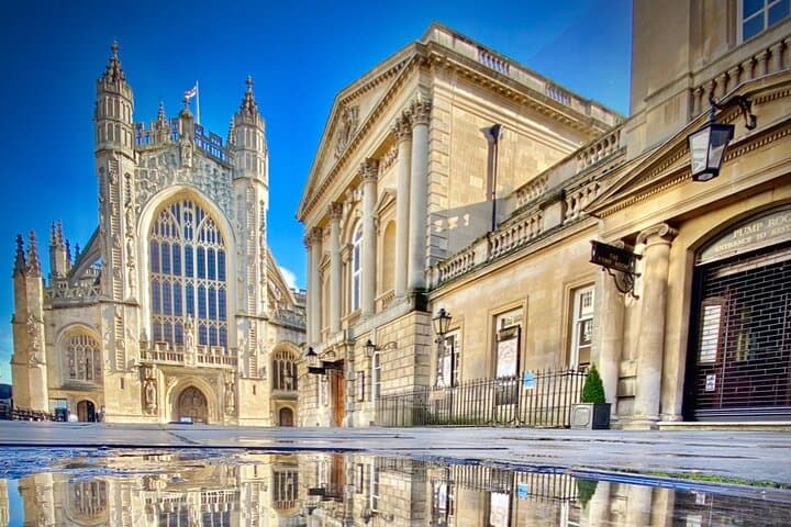 Smartphone Photography Walking Tour Around Bath — Capture the Roman Baths & Royal Crescent