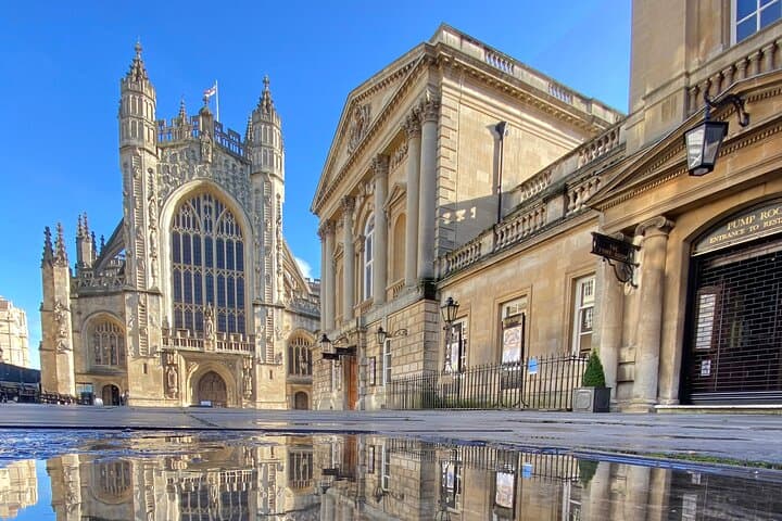Bath Smartphone Photography Walking Tour — Capture Roman Baths, Royal Crescent & Bath Abbey photo 4