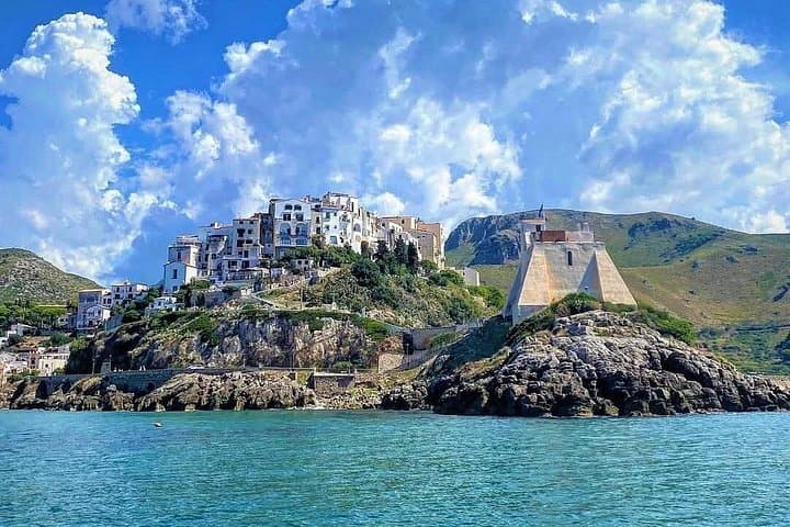 Private Luxury Transfer Rome to Sperlonga: Door-to-Door Chauffeur Service