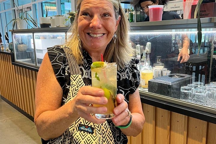 Midtown Atlanta Boozy Brunch Tour: Guided Food & Cocktail Walking Experience photo 3