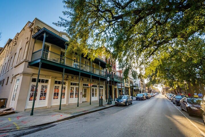 Mobile Downtown Smartphone Audio Walking Tour — Self-Guided Historic Stroll photo 4