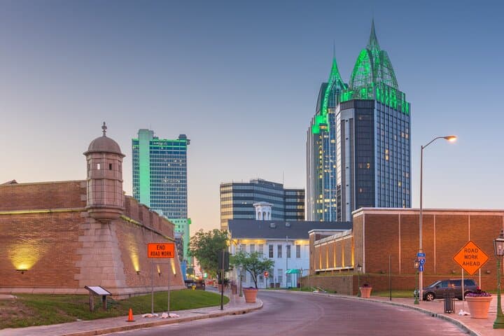 Mobile Downtown Smartphone Audio Walking Tour — Self-Guided Historic Stroll photo 6