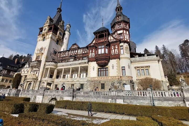 Peleș and Pelișor: Private Day Tour to Sinaia's Royal Castles photo 6