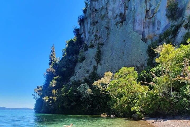 Chasing Waterfalls: Lake Taupo Adventurer Boat Tour from Kinloch Marina
