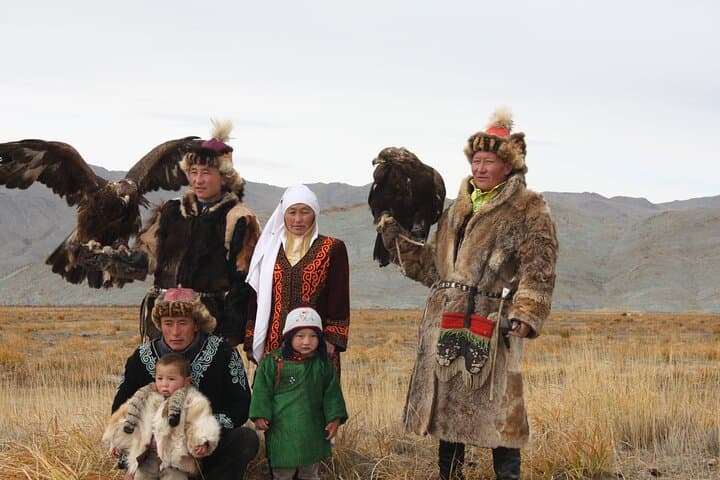 Golden Eagle Festival Bayan-Ölgii Mongolia: Eagle Hunting, Altai Peaks & Nomad Culture photo 3