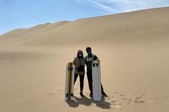 Ballestas Islands & Huacachina Oasis: Full-Day Wildlife, Dunes & Desert Adventure