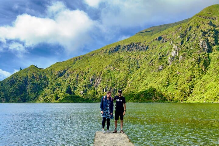 Private Hike in São Miguel: Craters, Lakes & Waterfalls on a Guided Trail photo 4