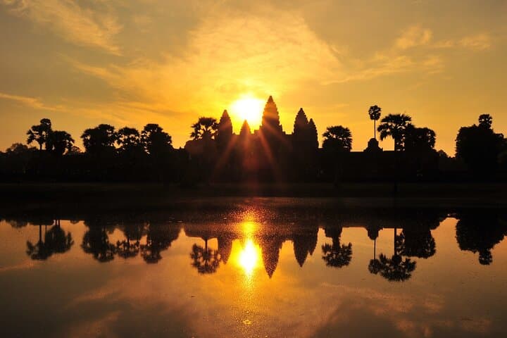 Sunrise and Sunset Angkor Adventure: 2-Day Temple Tour from Siem Reap photo 2